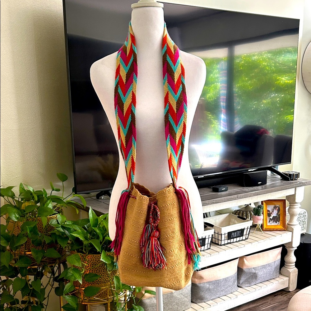 Colorful Chevron Knit Bag